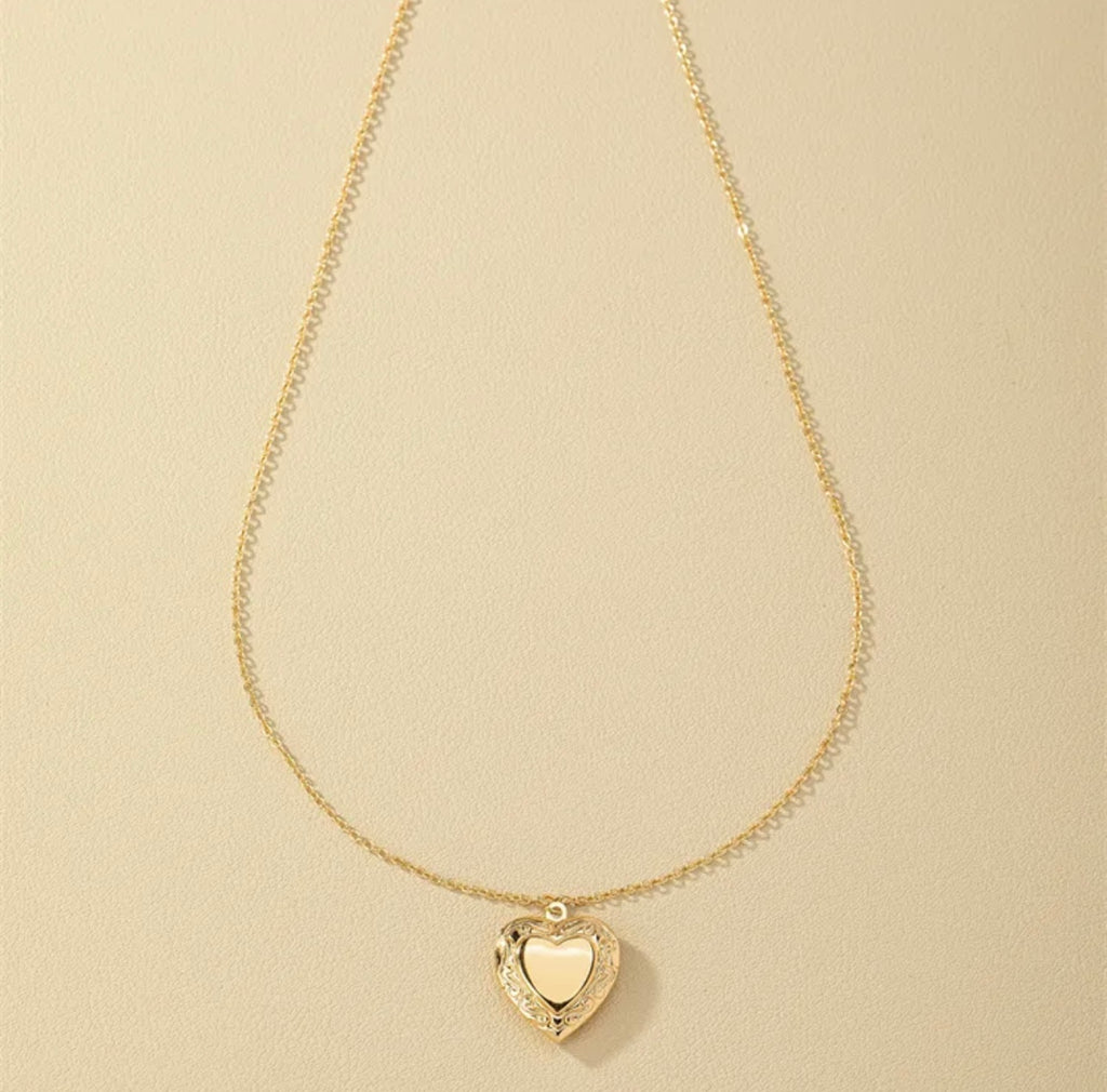 Heart locket